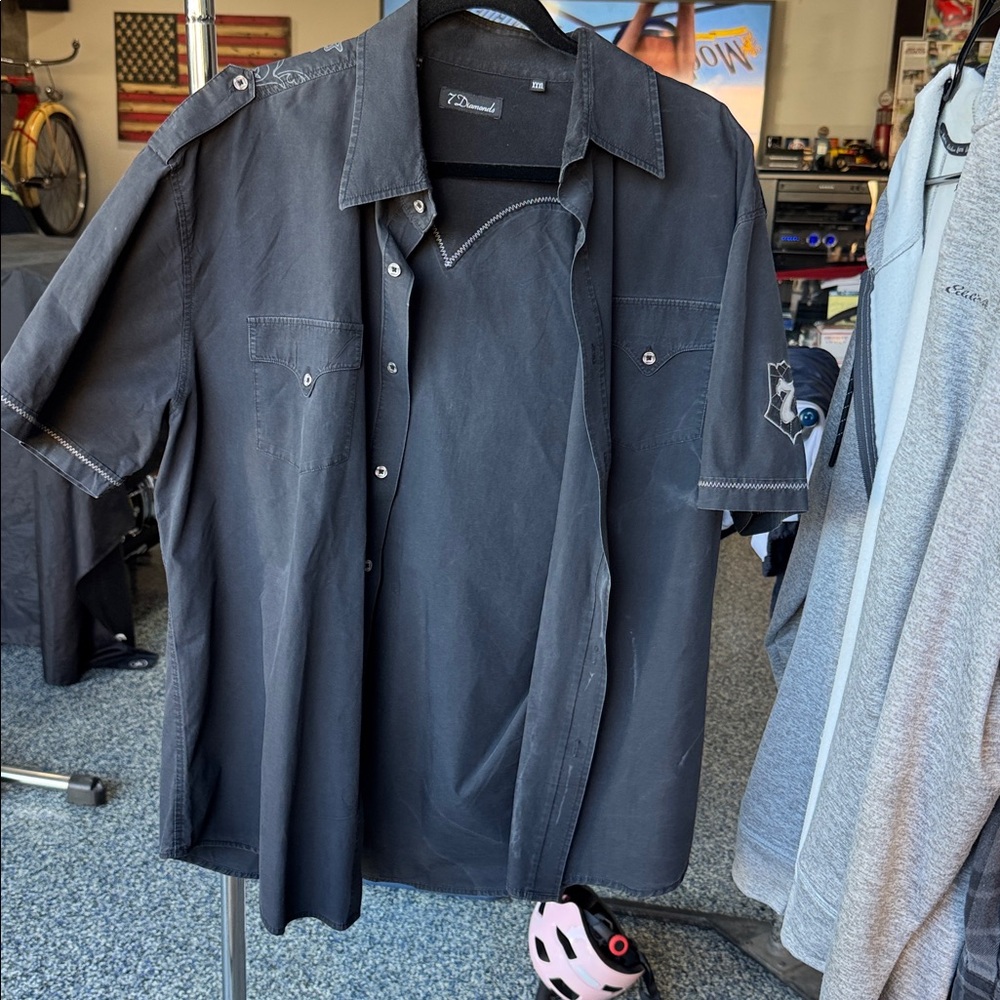 Black Button-Up Short Sleeve Shirt 7 Diamonds